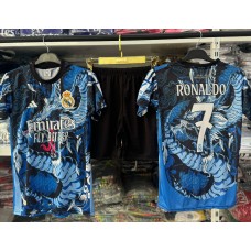 Футбольна форма дитяча Adidas REAL MADRID Ronaldo 7 Футбольна форма дитяча Adidas REAL MADRID Ronaldo 7