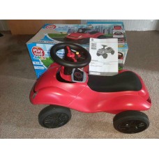 Машинка іграшкова з рулем Rutschauto 306348